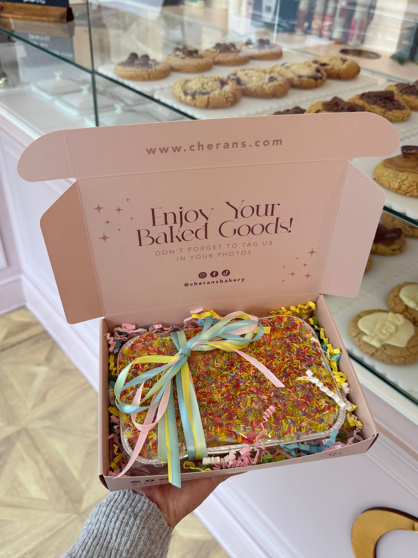 School Sprinkle Cake Tray