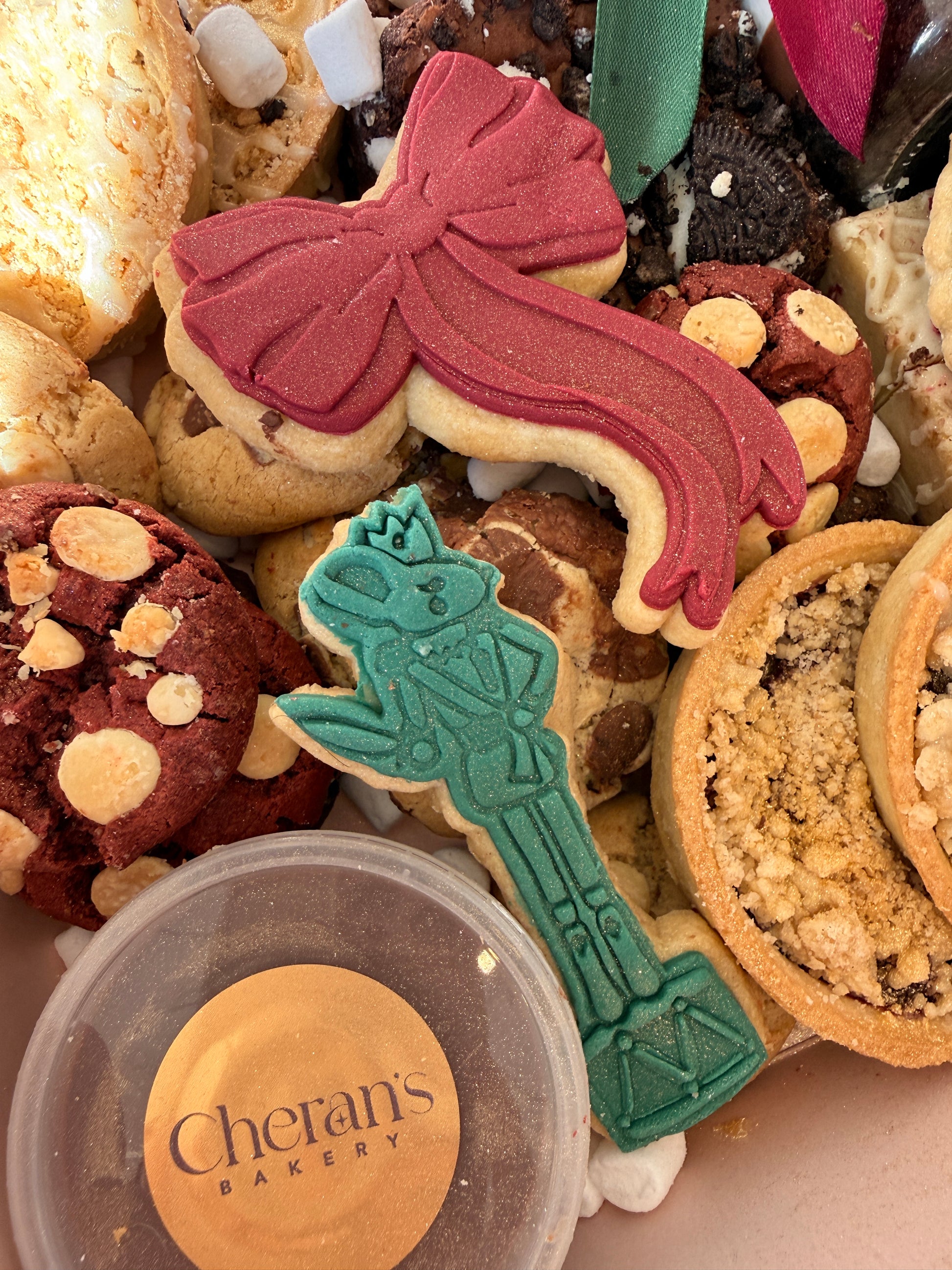 Christmas Family Treat Box (15761562599773)