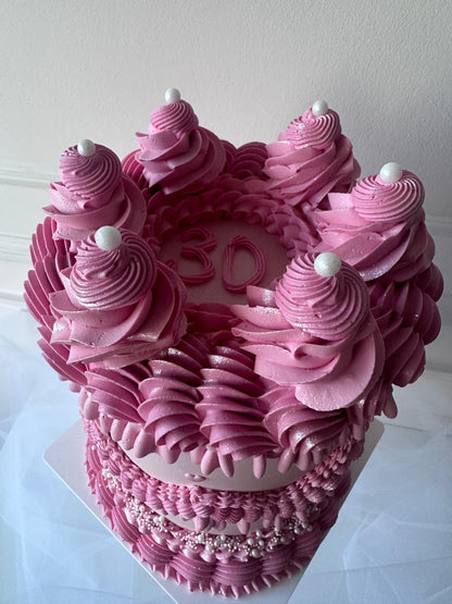 Lambeth Cake (9112592482653)